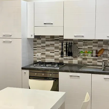 Largo Cannizzaro Apartment Mazzeo